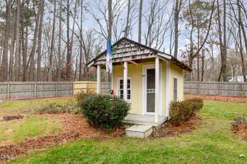 1004 Stoney Brook Dr, Sanford, NC 27330