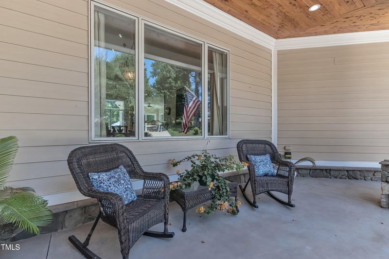 1004 Tobiano Ln, Raleigh, NC 27614