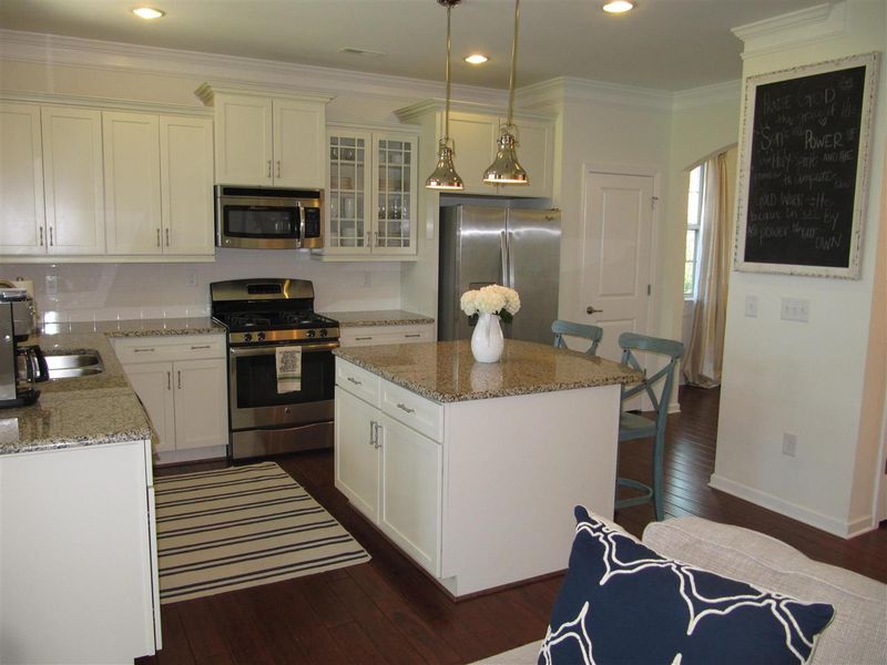 1004 Traditions Meadow Dr, Wake Forest, NC 27587