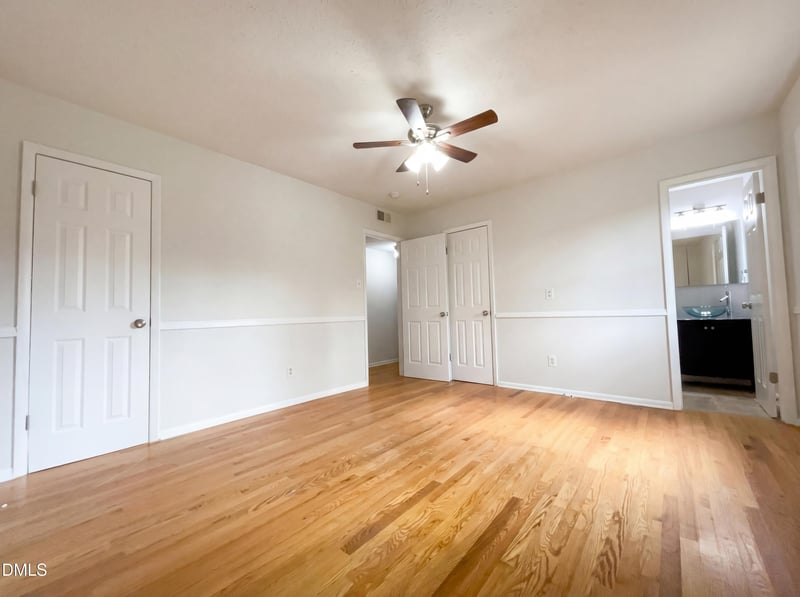 1004 Vesper Ln, Fayetteville, NC 28311