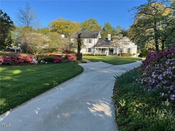 1004 Willowbrook Dr, Burlington, NC 27215