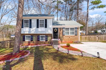 1004 Woodhill Ct, Raleigh, NC 27615