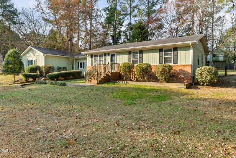 10041 Seawell Dr, Wake Forest, NC 27587