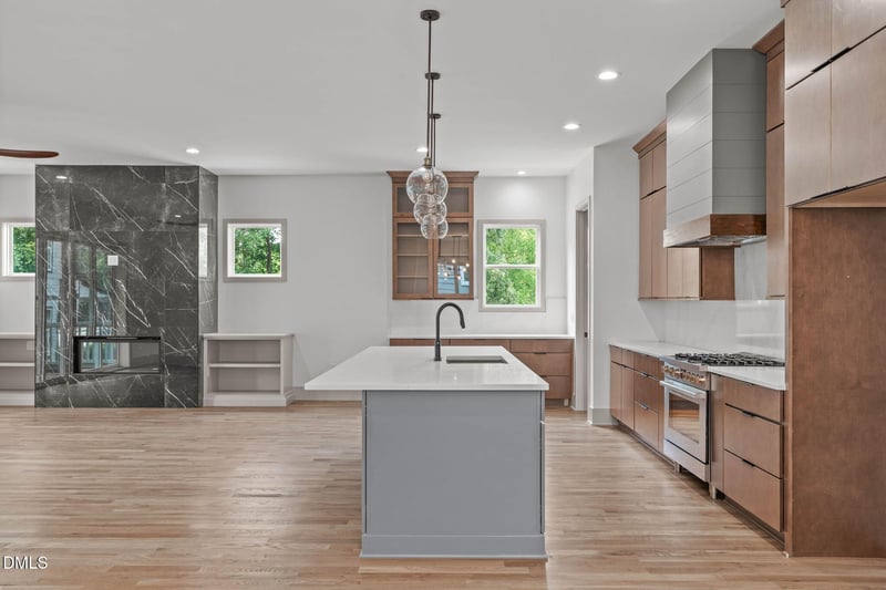 1005 Addison Pl, Raleigh, NC 27610