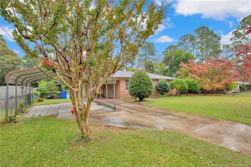 1005 Arberdale Dr, Fayetteville, NC 28304