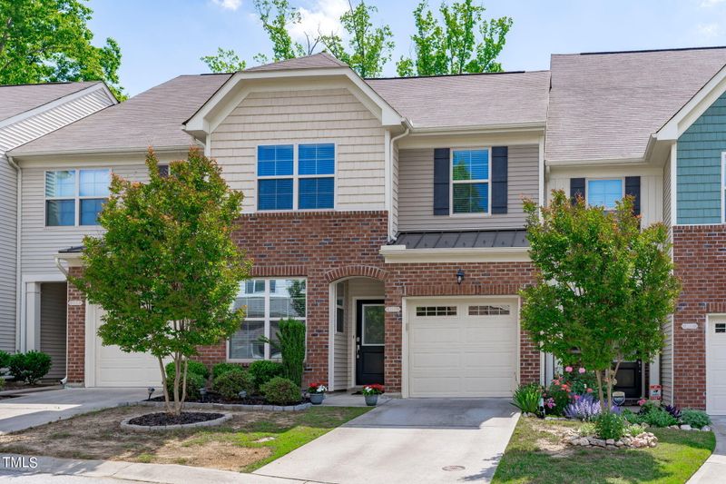 1005 Contessa Dr, Cary, NC 27513