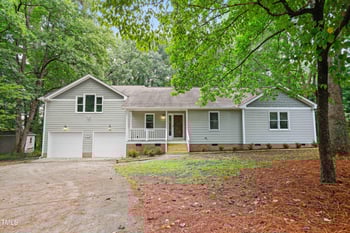 1005 Creek Front Ct, Willow Springs, NC 27592