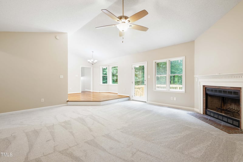 1005 Creek Front Ct, Willow Springs, NC 27592