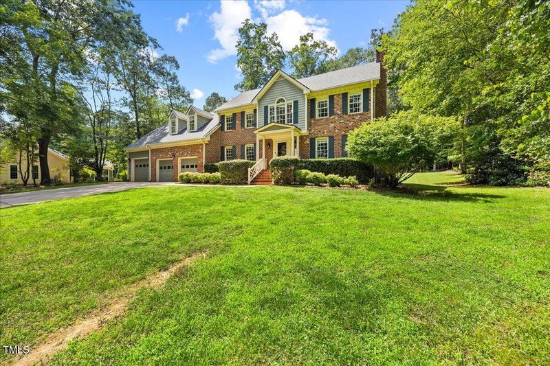 1005 Enderbury Dr, Raleigh, NC 27614