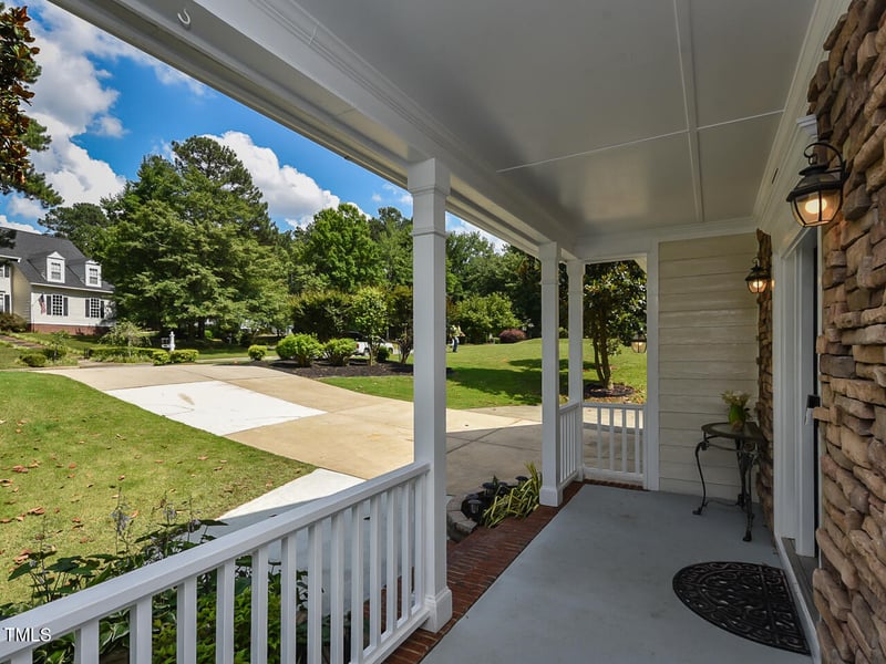 1005 Fairfax Woods Dr, Apex, NC 27502