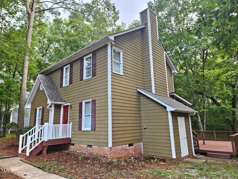 1005 Glenrose Dr, Durham, NC 27703
