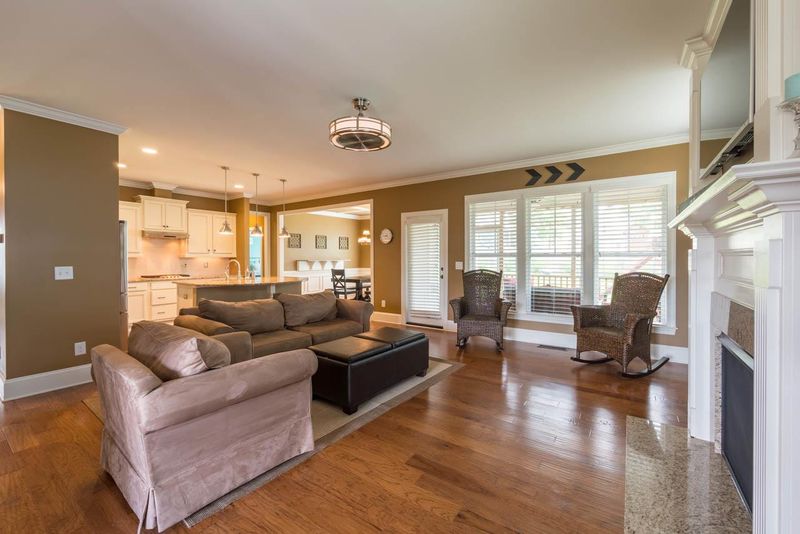 1005 Hollymont Dr, Holly Springs, NC 27540