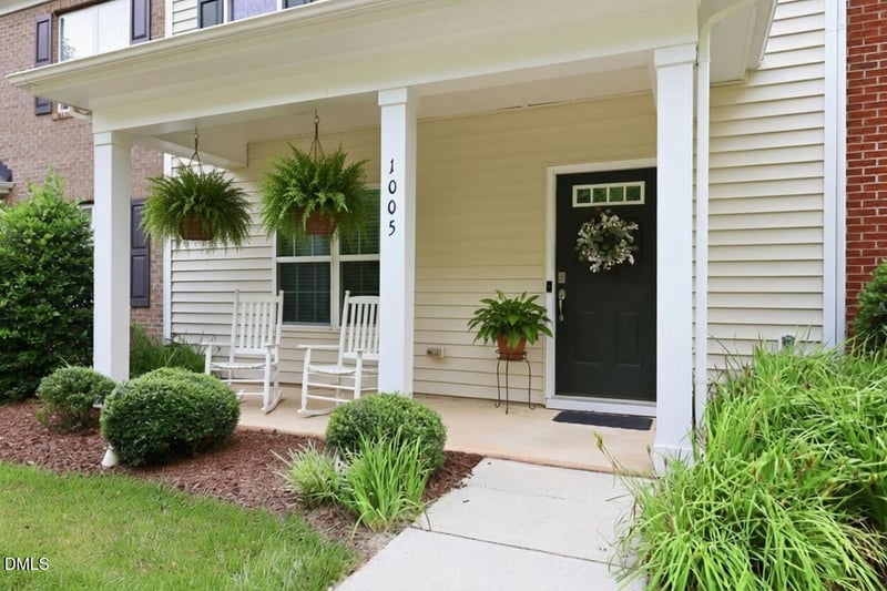 1005 Ileagnes Rd, Raleigh, NC 27603