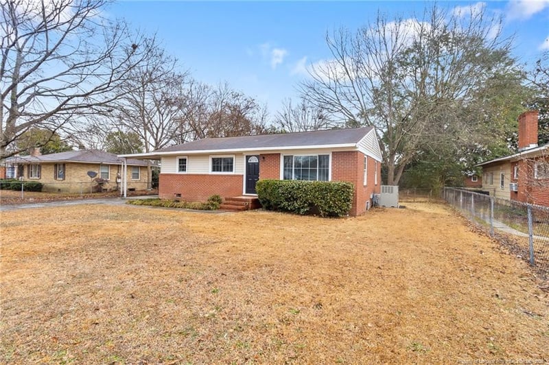 1005 Juniper Dr, Fayetteville, NC 28304