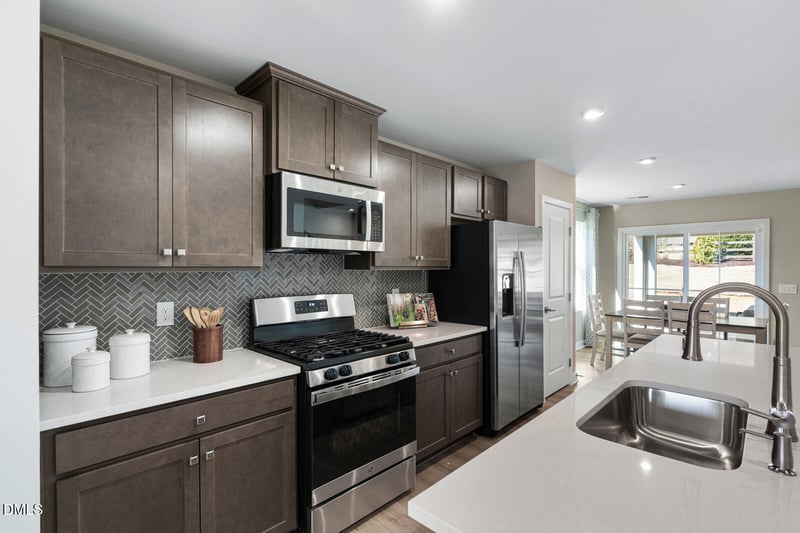 1005 Knickerbocker Ln, Youngsville, NC 27596