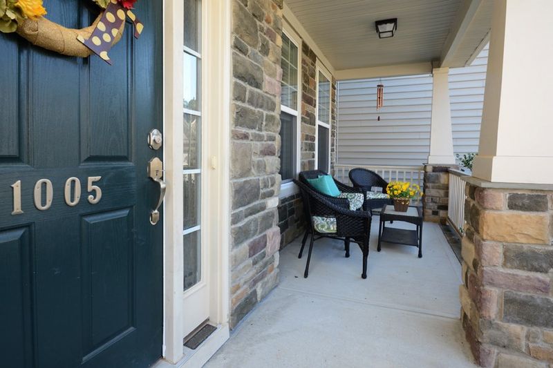 1005 Lakeview Rd, Durham, NC 27712