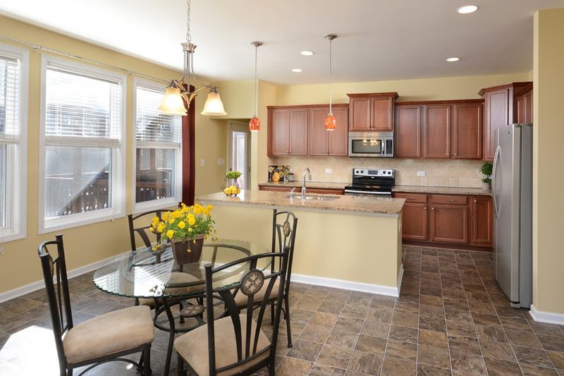 1005 Lakeview Rd, Durham, NC 27712