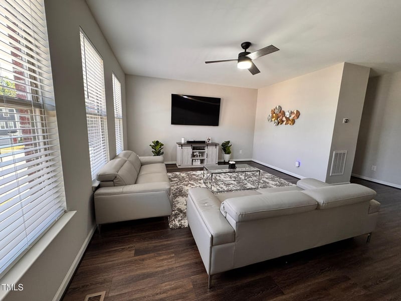 1005 Lathrop Ln, Apex, NC 27523