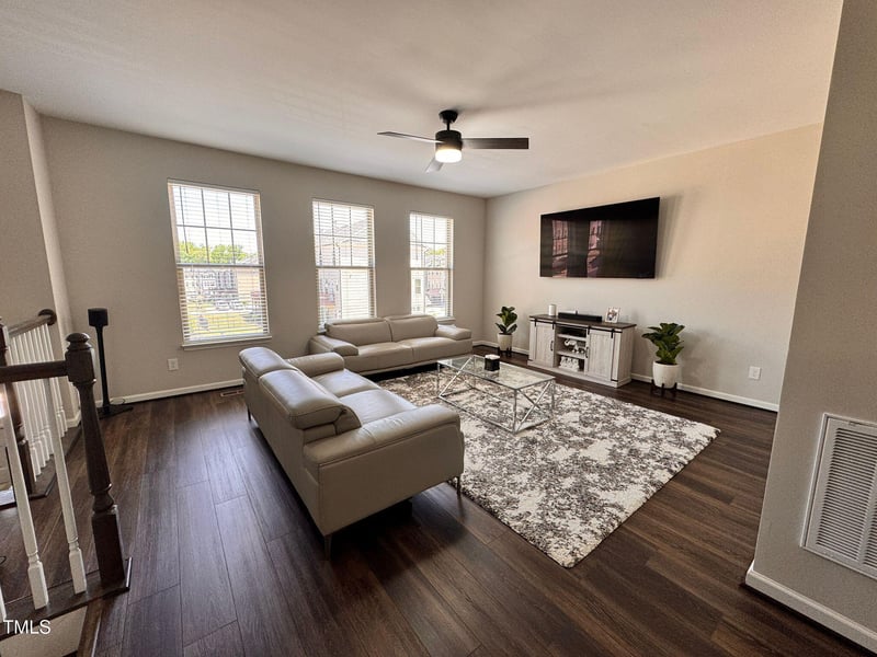1005 Lathrop Ln, Apex, NC 27523
