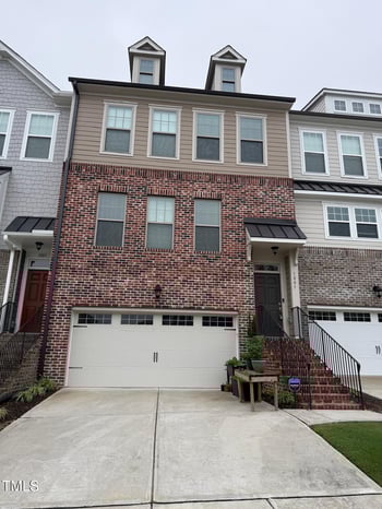 1005 Lathrop Ln, Apex, NC 27523