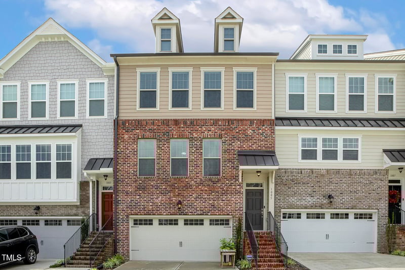 1005 Lathrop Ln, Apex, NC 27523