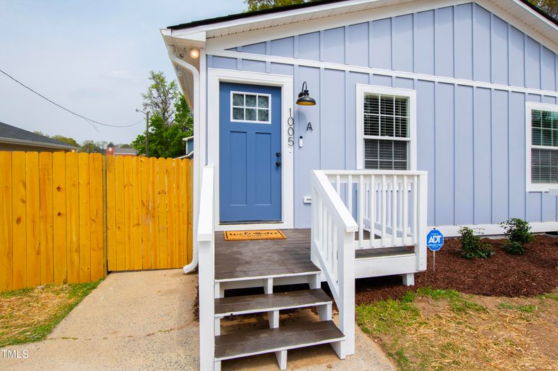 1005 Linwood Ave, Durham, NC 27701