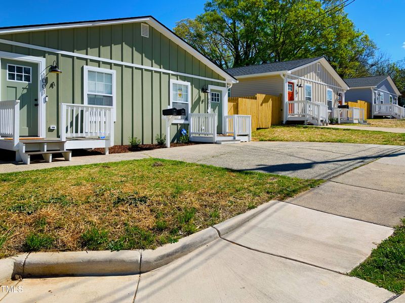 1005 Linwood Ave, Durham, NC 27701