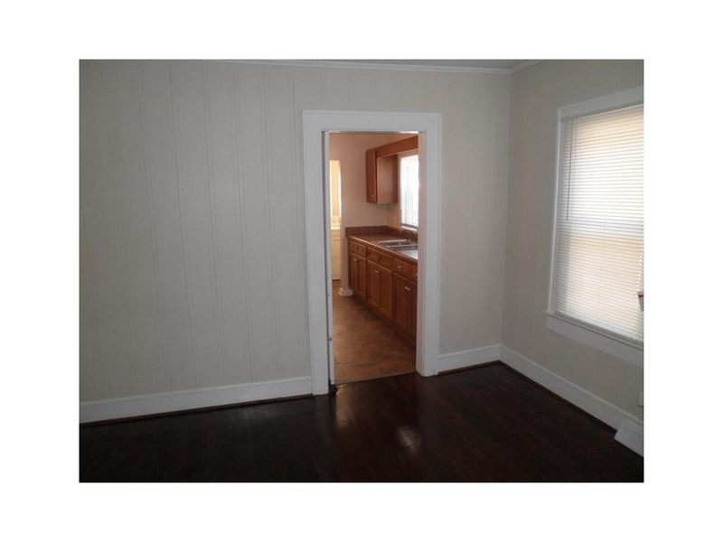 1005 N Main St, Burlington, NC 27217