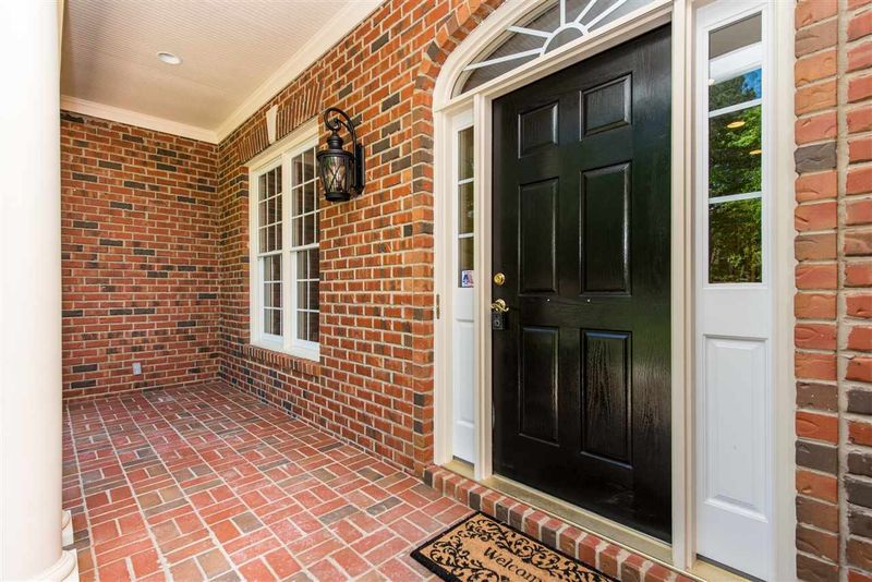 1005 Mellonsbury Dr, Apex, NC 27502