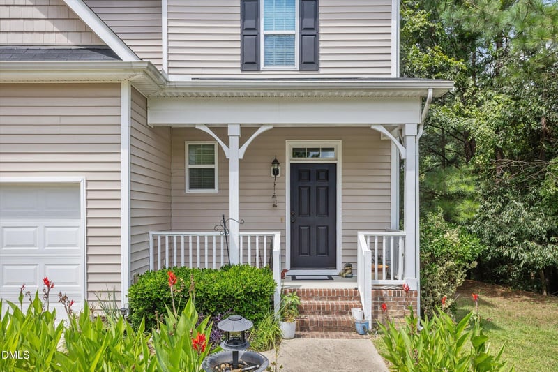 1005 Millpond Ln, Knightdale, NC 27545