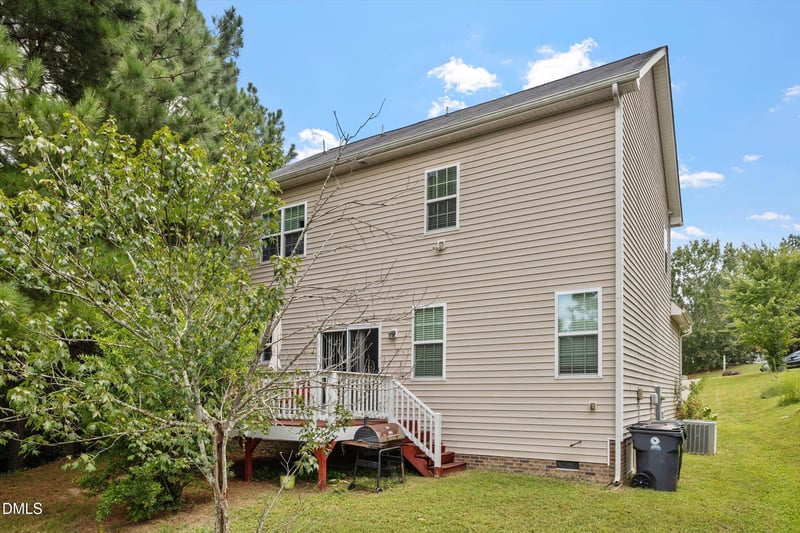 1005 Millpond Ln, Knightdale, NC 27545