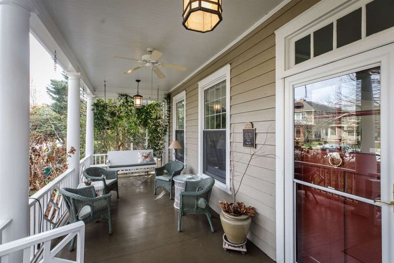 1005 Monmouth Ave, Durham, NC 27701