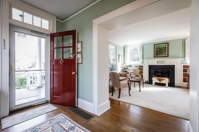 1005 Monmouth Ave, Durham, NC 27701
