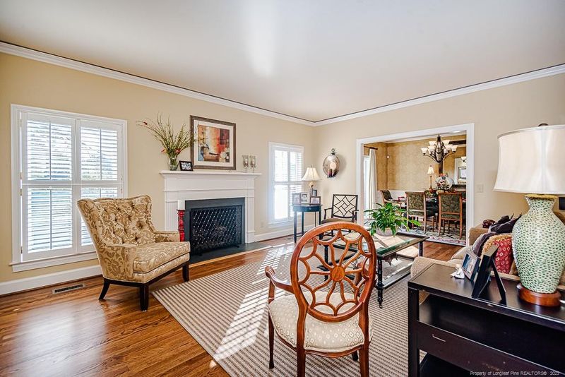 1005 Montague Ct, Sanford, NC 27330