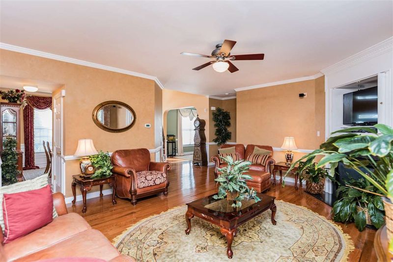 1005 Park Glen Pl, Durham, NC 27713
