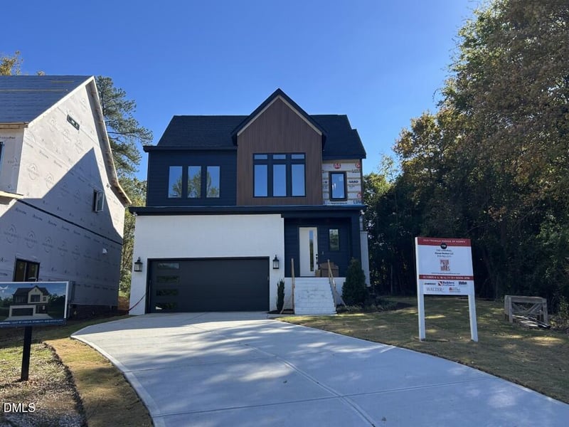 1005 Phoenix Pl, Raleigh, NC 27610