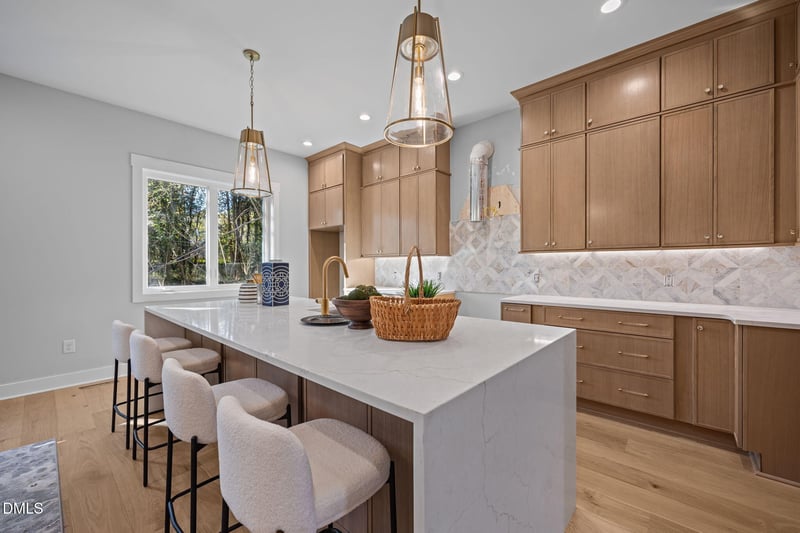 1005 Phoenix Pl, Raleigh, NC 27610