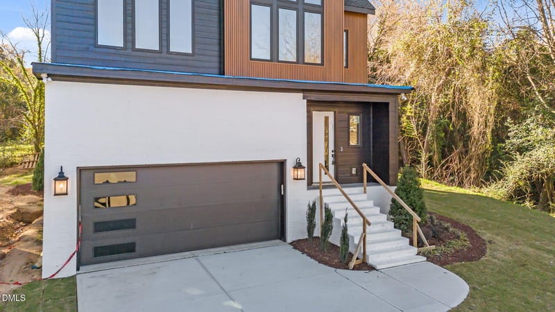 1005 Phoenix Pl, Raleigh, NC 27610