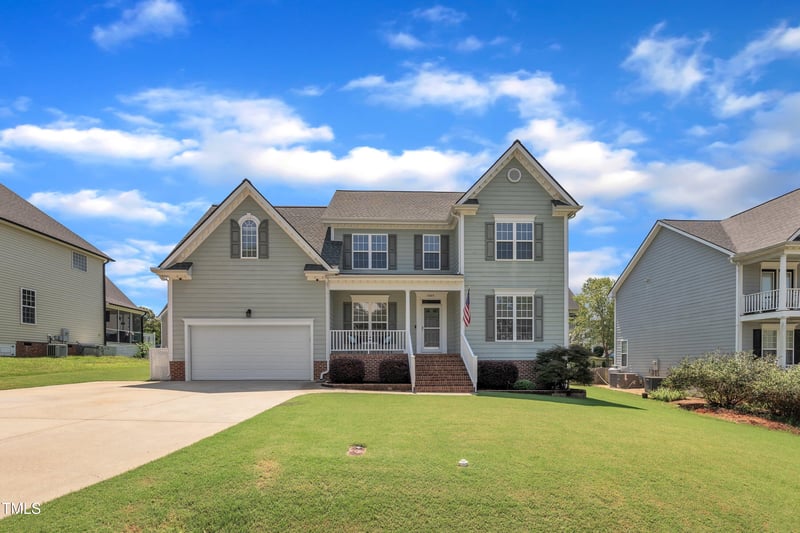 1005 Sarazen Dr, Clayton, NC 27527