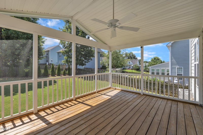 1005 Sarazen Dr, Clayton, NC 27527