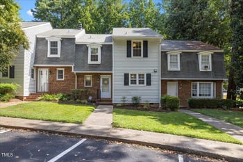 1005 Surrey Ct, Cary, NC 27511