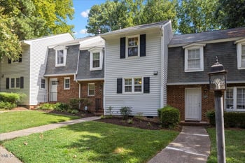 1005 Surrey Ct, Cary, NC 27511