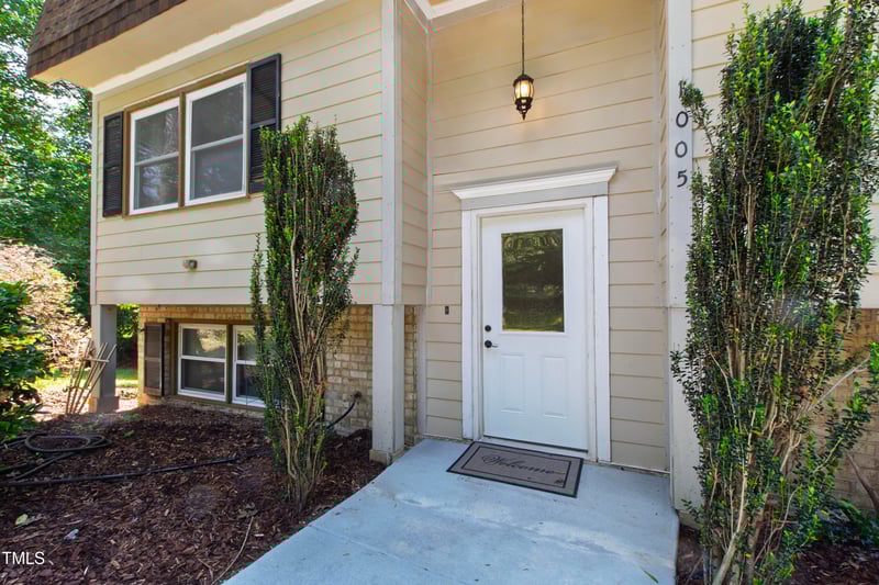 1005 Temple St, Raleigh, NC 27609