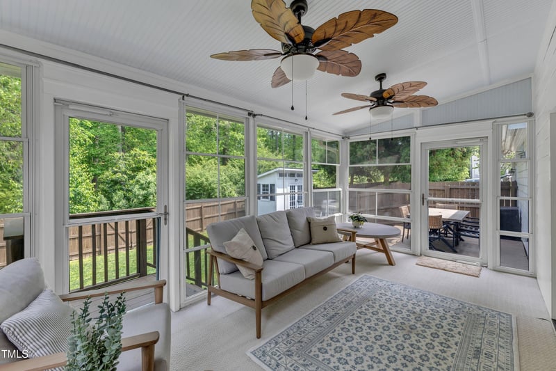 1005 Thorncroft Ln, Apex, NC 27502