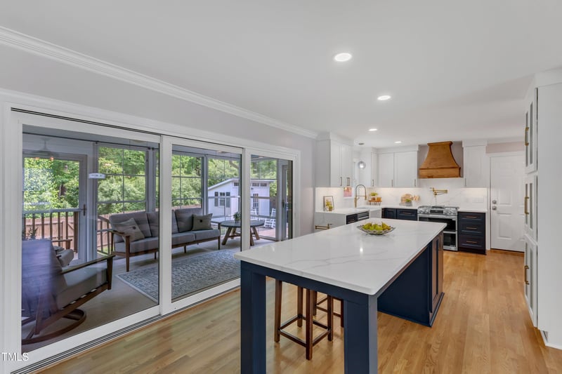 1005 Thorncroft Ln, Apex, NC 27502