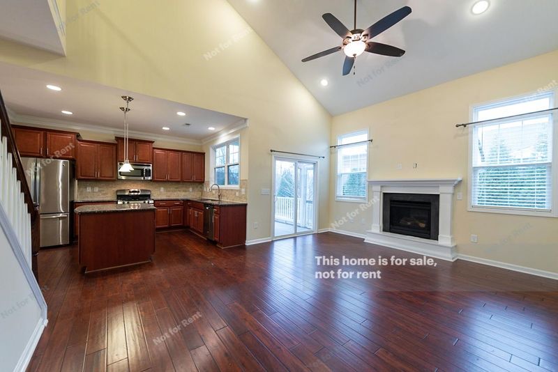 1005 Traditions Meadow Dr, Wake Forest, NC 27587