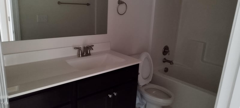 1005 Travern Dr, Raleigh, NC 27603