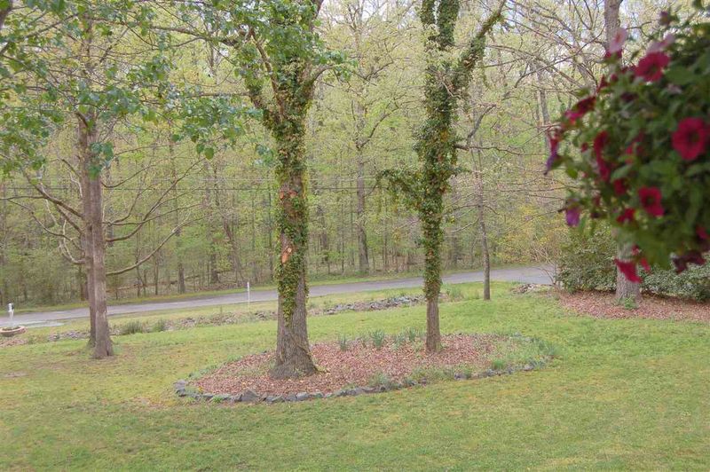 1005 Valetta Rd, Durham, NC 27712