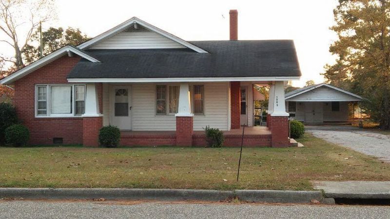 1005 S Washington Ave, Dunn, NC 28334