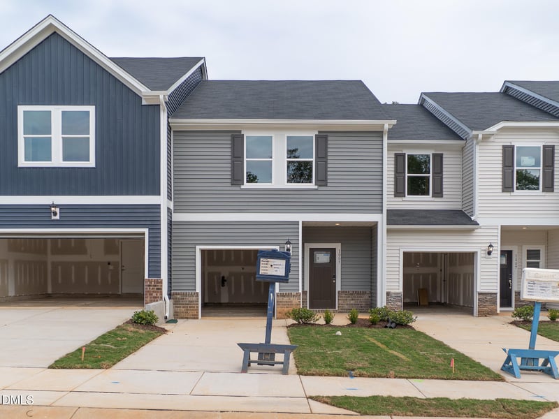 1005 Winding Spring Dr, Mebane, NC 27302